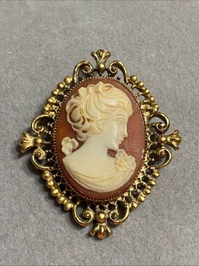 Avon Gold-Tone Cameo Brooch